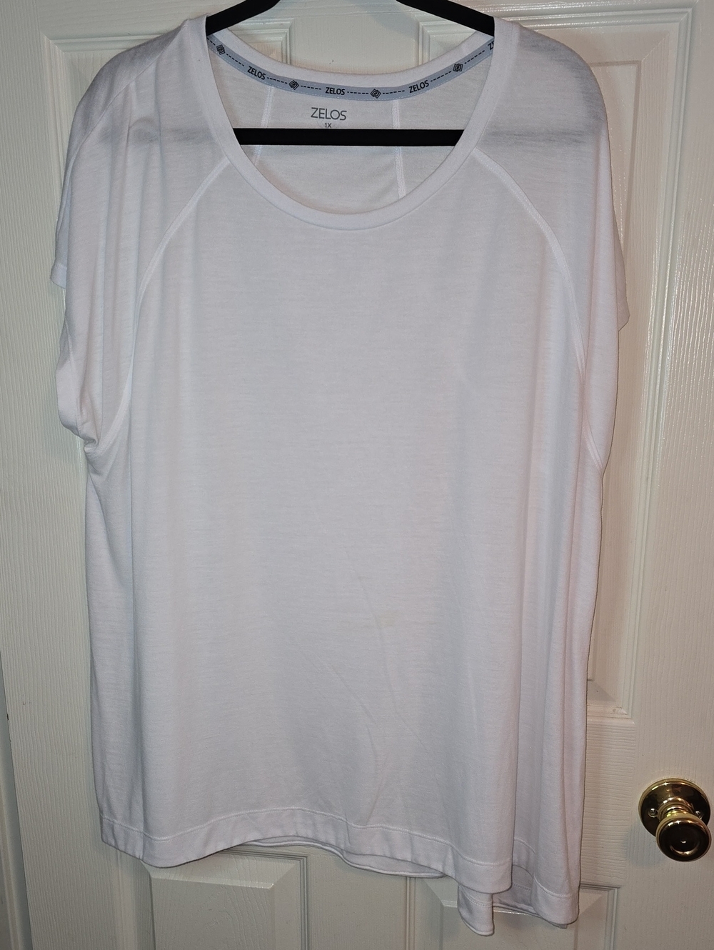 ZELOS White Scoop-Neck Short Sleeve Tee